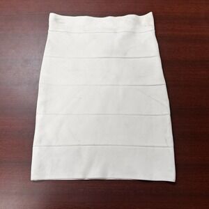 BCBG Maxazria Mini Skirt Womens Size XS Color Gardenia Summer Beach Tags W/FLAWS